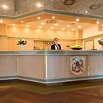 Achat Walldorf מלון 4*
