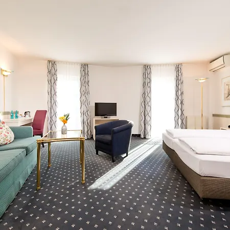 Hotel Achat Walldorf 4*
