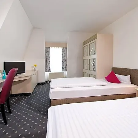 Achat Walldorf فندق 4*