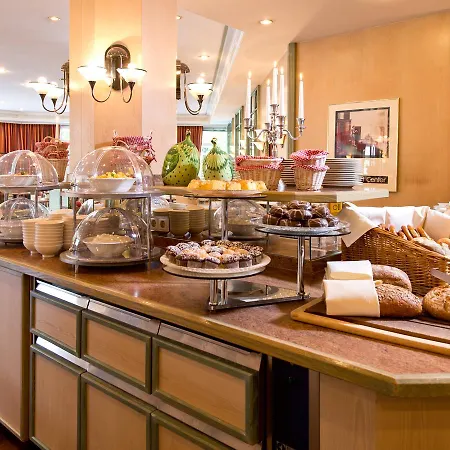 Отель Achat Walldorf 4*