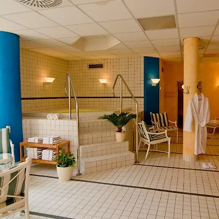 Achat Walldorf Hotel 4*