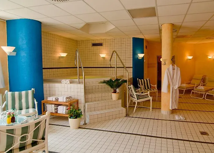 Achat Walldorf Hotel 4*